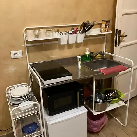 Monolocale Piano Terra Mq 30 Via Ciclamini * ローマ